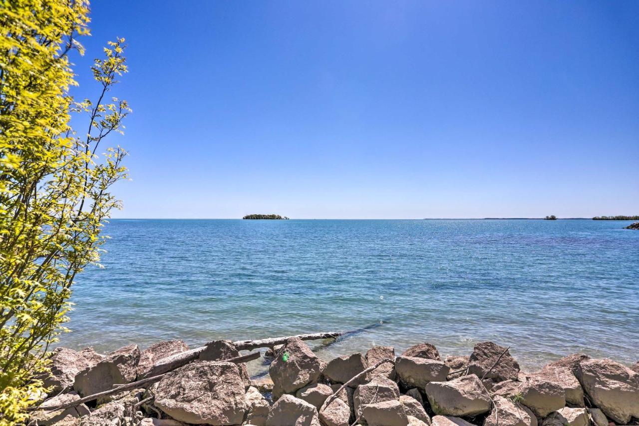 Waterfront Middle Bass Condo With Pool Access! Put-in-Bay Eksteriør bilde