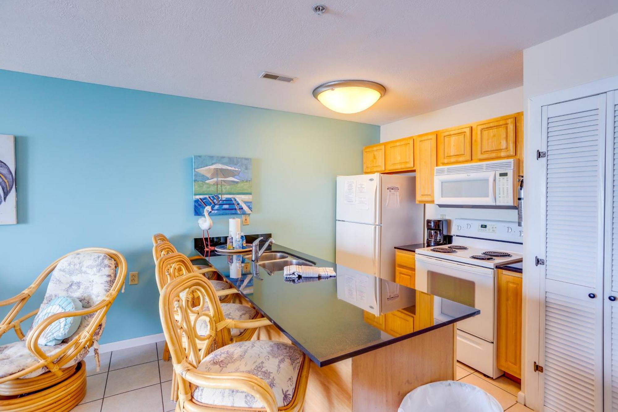 Waterfront Middle Bass Condo With Pool Access! Put-in-Bay Eksteriør bilde